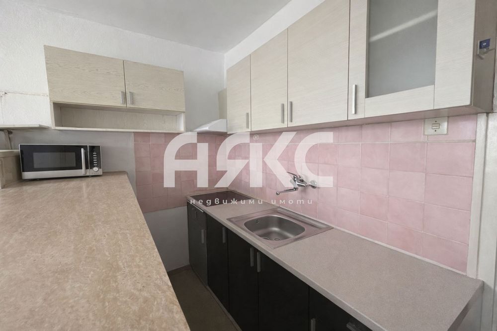 Двустаен апартамент  в кв. Изток до МЕТРОСТАНЦИЯ