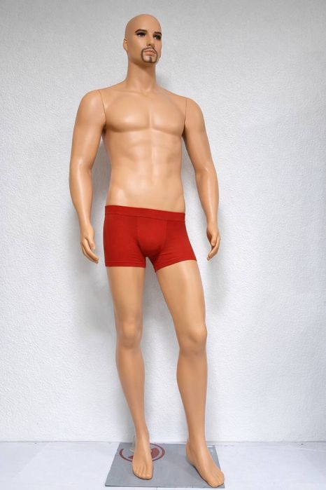 Maneken keng assartimentda