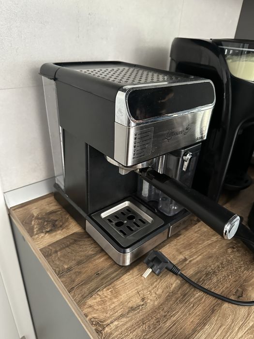 Espressor Samus Lattissimo - 1350w, 20 bari