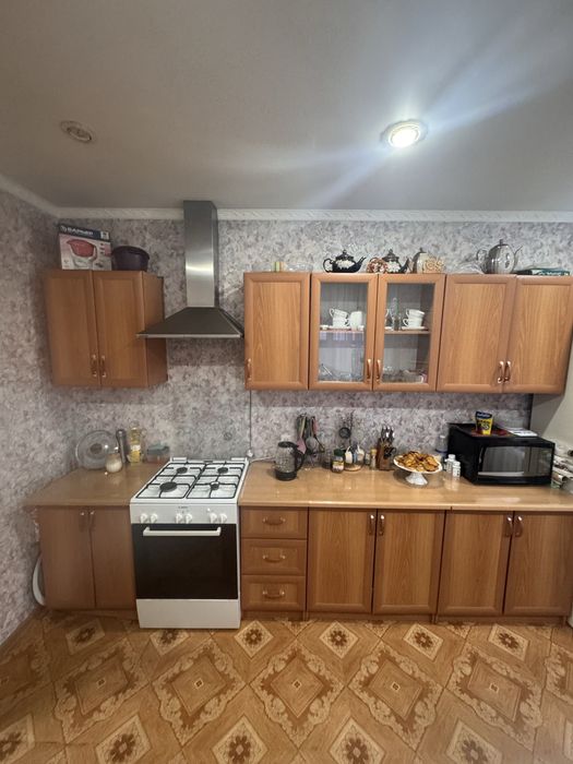 Продам кухонный гарнитур