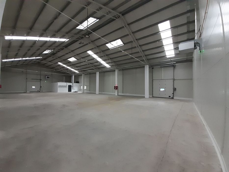 Depozit de inchiriat / Spatiu productie tip Hala - 617 mp + birouri