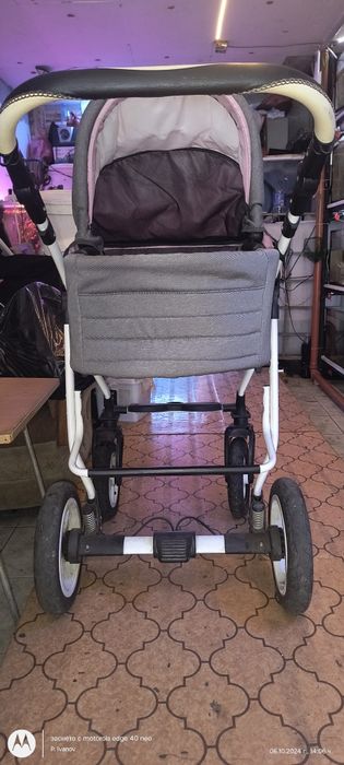 Продавам Детска количка