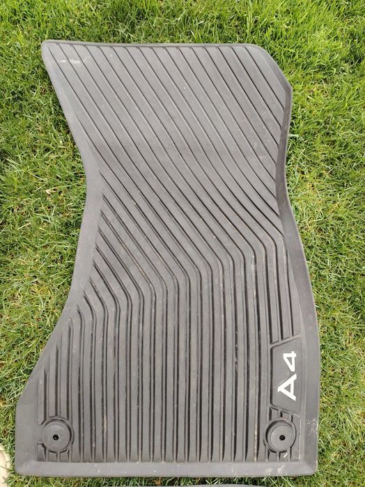 Гумени стелки заАуди А4