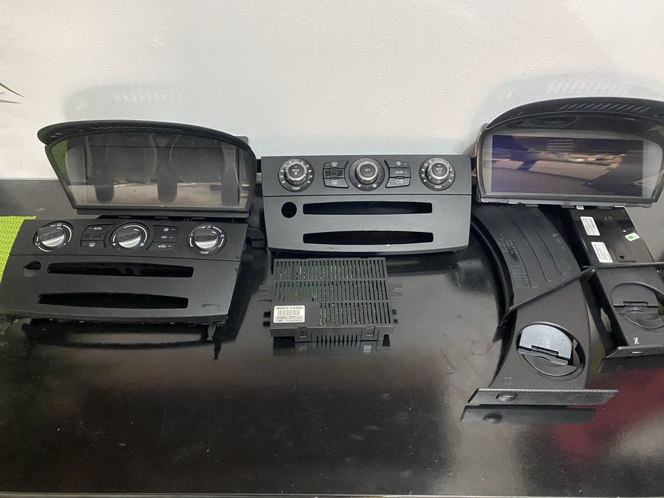 Dezmembrez bmw e60 2.2 i