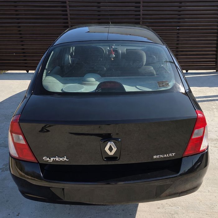 Vand Renault Symbol  2007 1.4 Benzina 62.000 Km cu consum foarte mic!