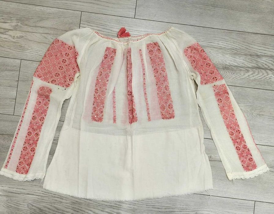 Ie Romaneasca Autentica