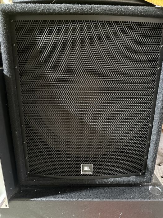 баси JBL JRX 200 series model:JRX218s