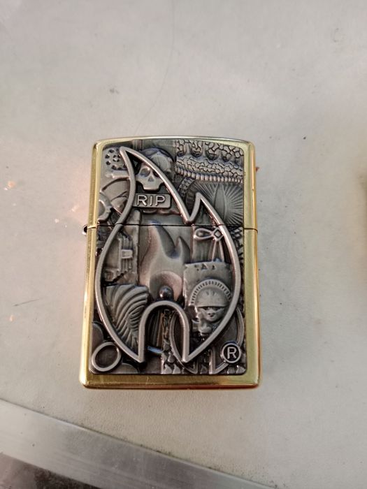 Мужской аксессуар