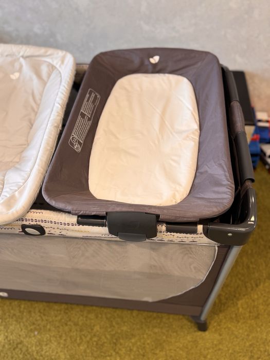 Манеж-кровать Joie Commuter Change