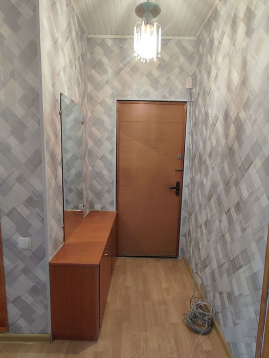 1 хонали сотилади Тинчлик метро Регистон корзинка