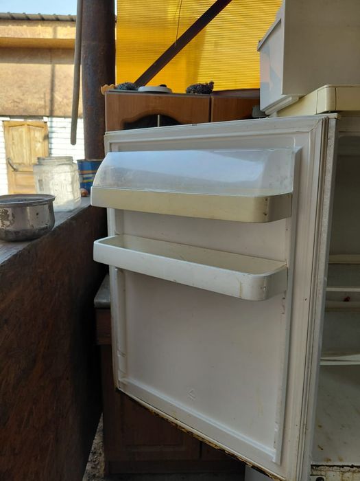 Продам холодильник