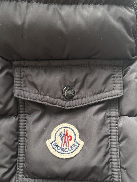 Vesta  Moncler originala