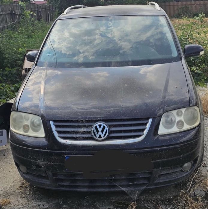 Vand vw touran 2005 radiat din circulatie