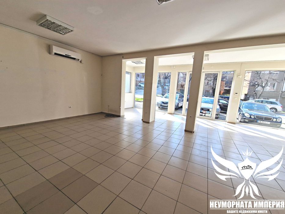Дава се под наем Магазин в Асеновград - 180 кв.м за 727.77 € - Снимка #6