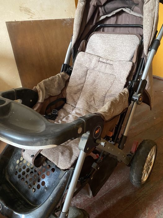 Продам коляску NE