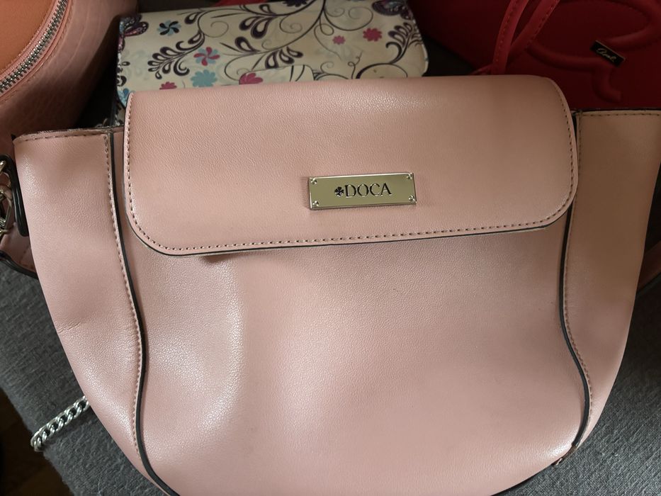 Чанти Axel, Doca, David Jones