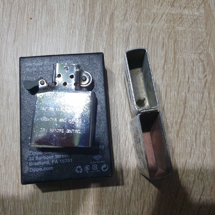 Bricheta ZIPPO Century Eagle