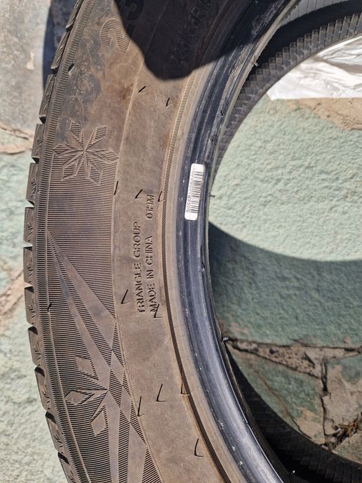 Зимняя резина Triangle 235/55R19