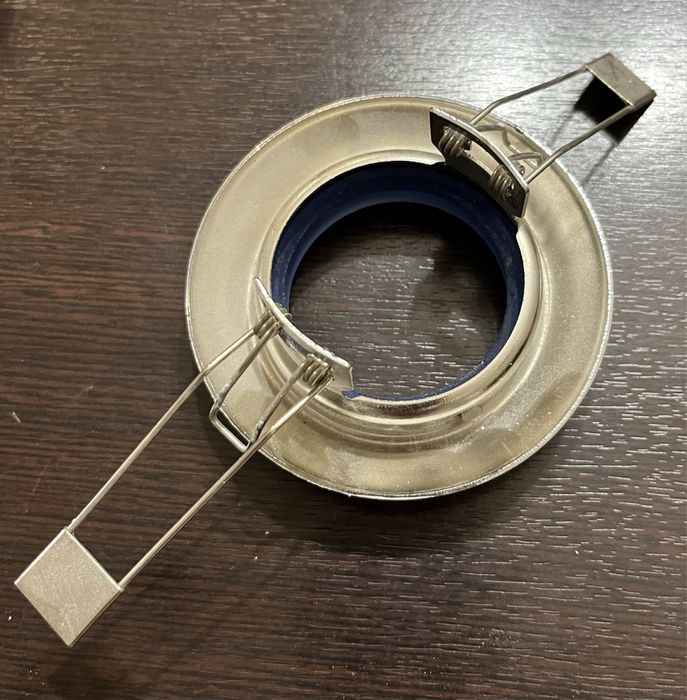 Светильники под софиты точечные