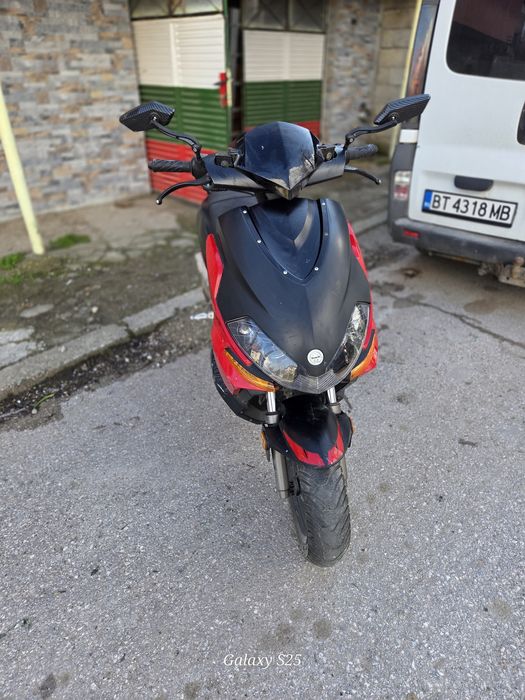 Скутер benelli 50cc