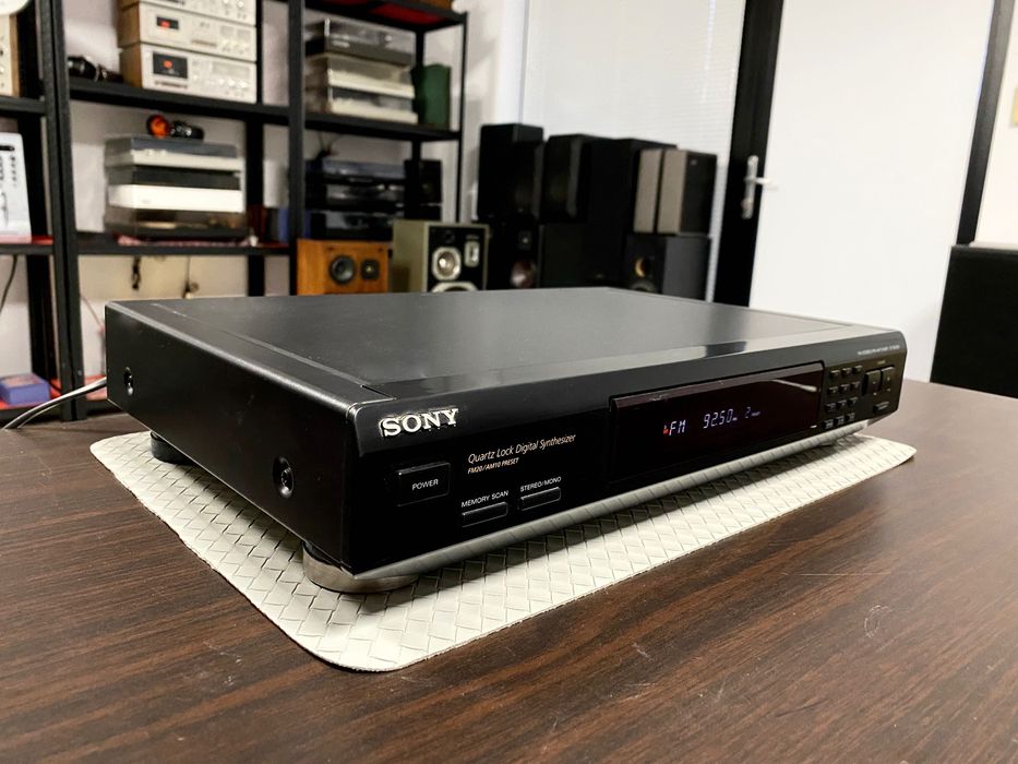 Тунер радиоприемник Sony