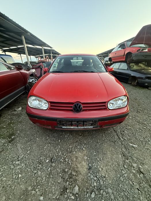 Голф 4 1.4 75кс 2000 г на части