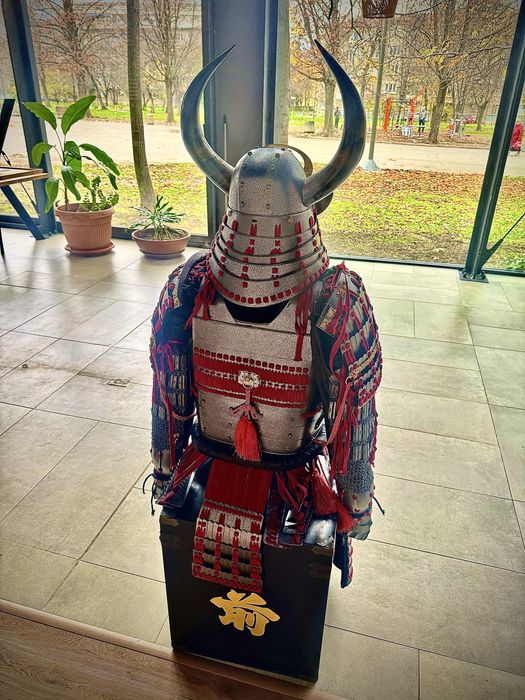 Самурайска броня – ръчно изработен, колекционерски модел от Япония