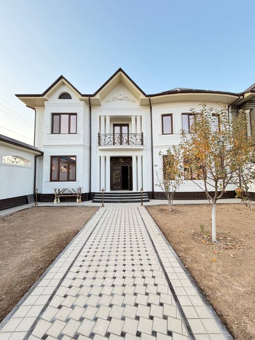 Евро дом Хонобод 5 соток, 6 комнаты.  Срочно продаётся евро дом