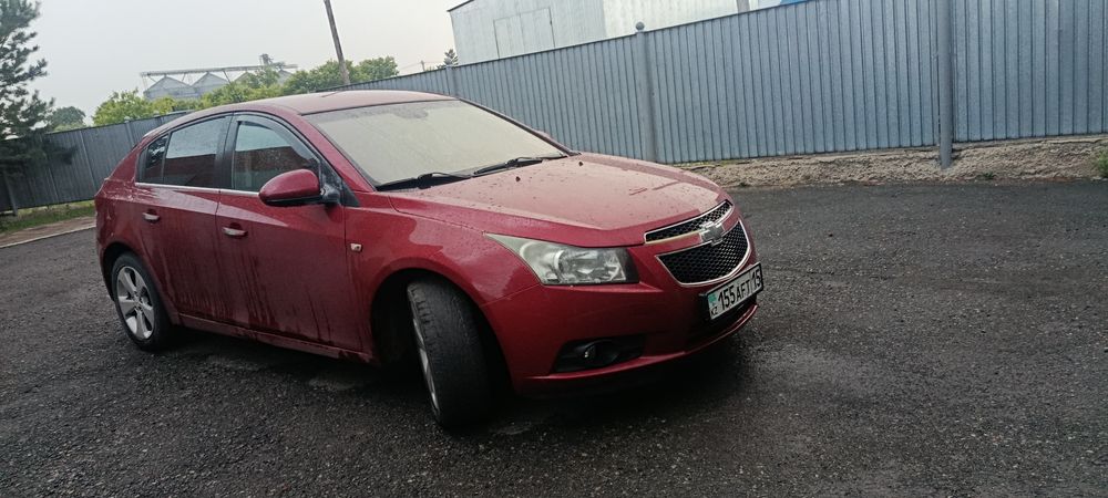 Продам Шевроле Круз.