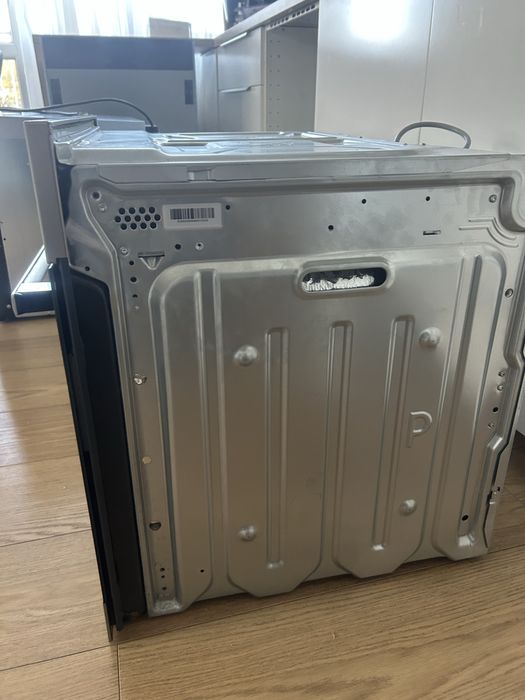Фурна Electrolux UECP43NH