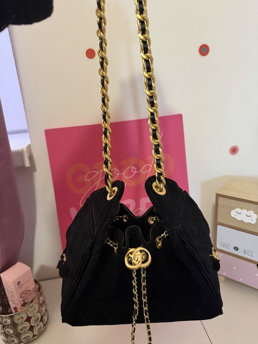 Chanel 25 Hobo Mini