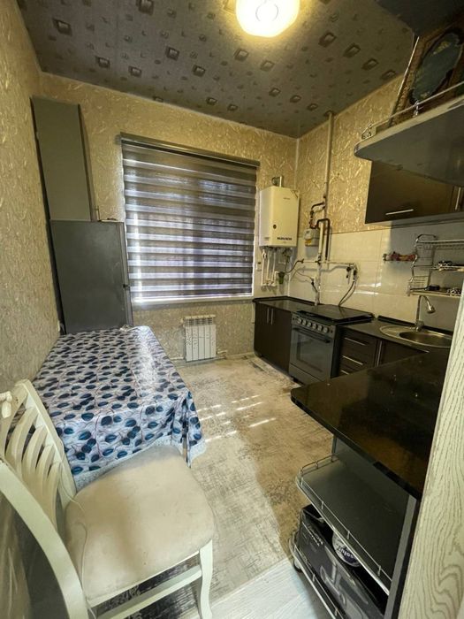 Жомбой туман 3 хонали 3 этажда 4 этажли янги уйларда квартира сотилади