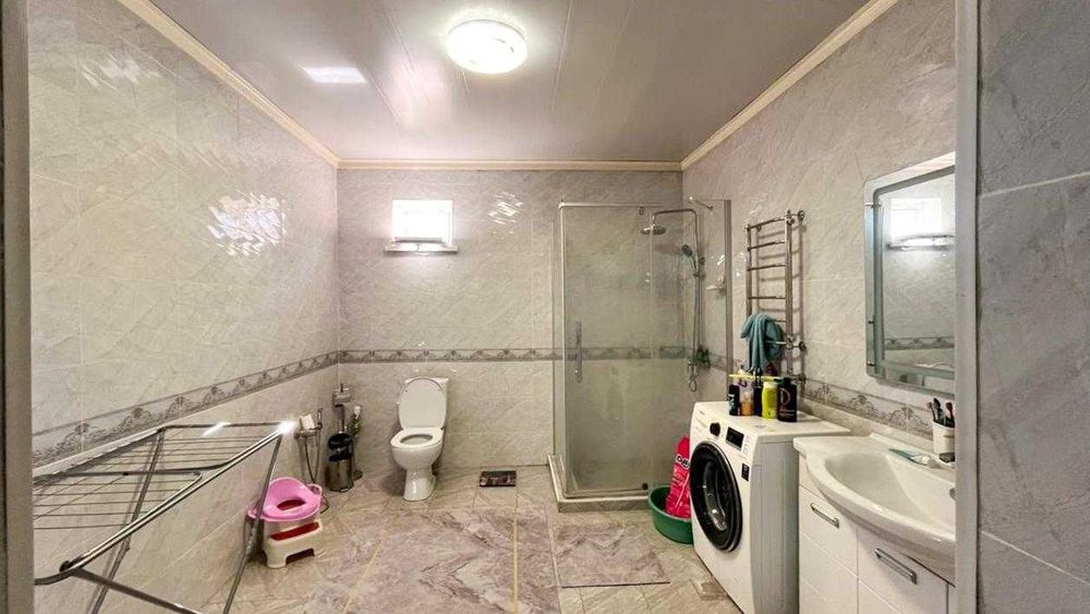 Продам 4 ком дом Людмила Империя