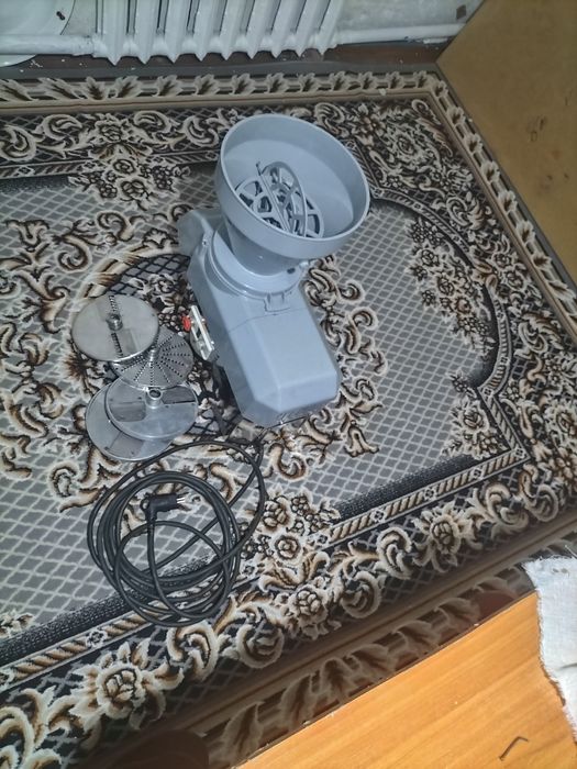 Продам профессиональную овощи резку