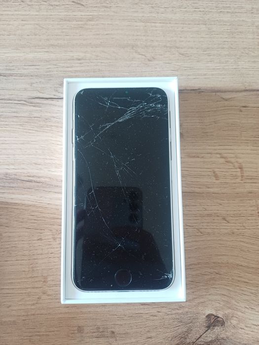 iPhone SE 2 pentru piese sau reparatie - iCloud liber, Touch ID, pachet complet