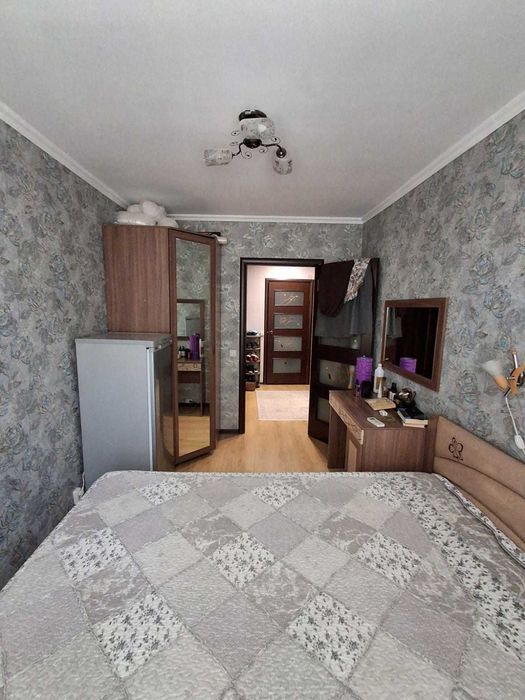 Продажа 3-комнатной квартиры Детская больница
