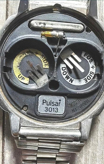 Ceas vintage Hamilton Pulsar led 1975