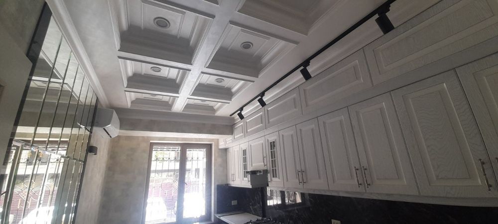 Гипсокартон, пластик ва декорпласт ишларини киламиз