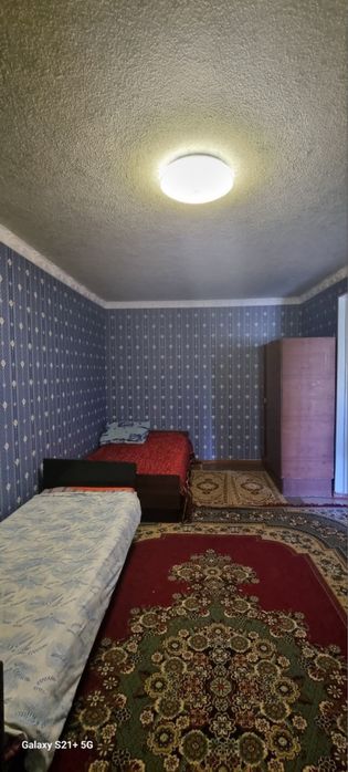 4каватли домнинг 4чи каватидаги 1хонали люкс квартира ижарага берилади