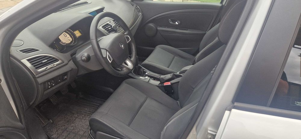 Renault Megane 3 Grandtour 1.6 16V cu GPL
