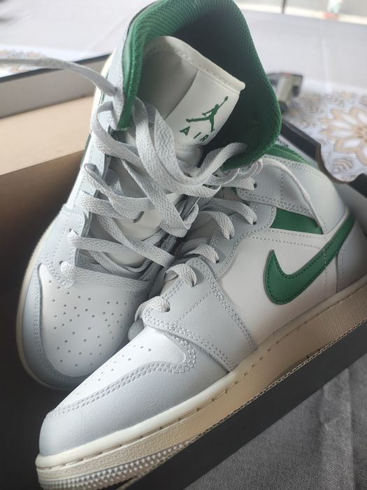 Jordan 1 mid verde și gri
