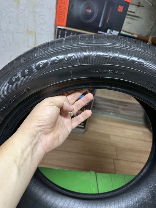 Anvelope vara 235.55.R19