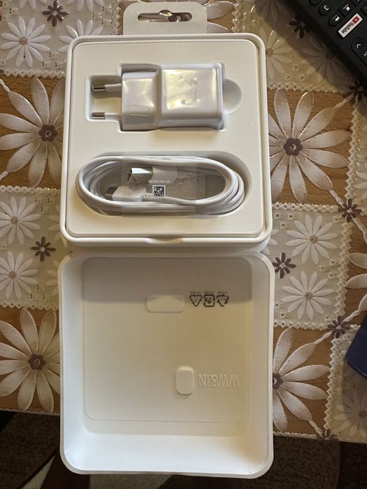 Samsung Fast Charge (15W)Travel Adapter USB Type-C на A кабел