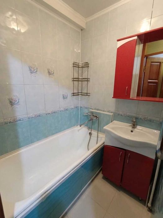 Продам 2 ком квартиру 19 мкр