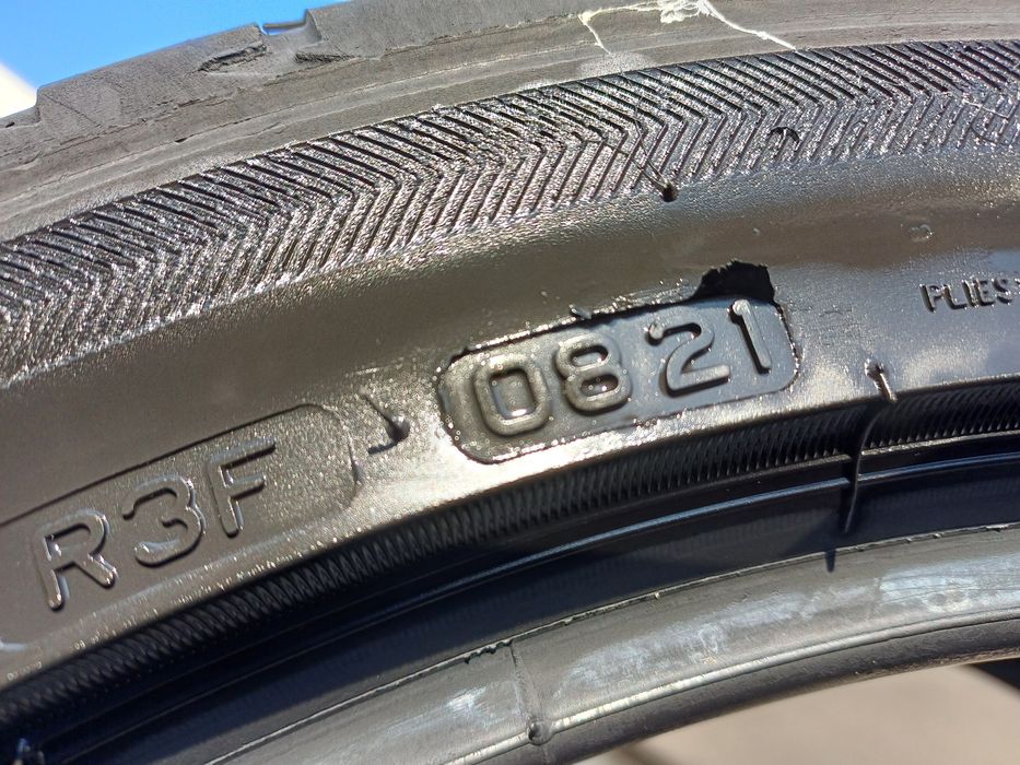 Гуми 225/45/17 Бриджстоун