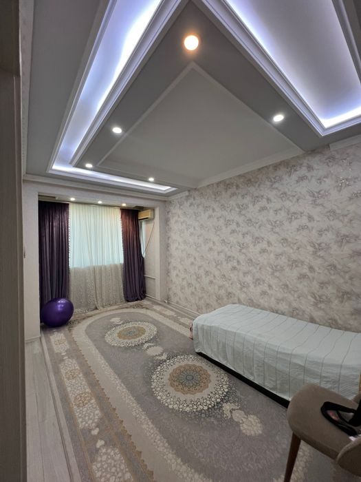 Bel tepa mahallada 4+1 hona 115 kv 4 etaj / 9  remonti yahshi