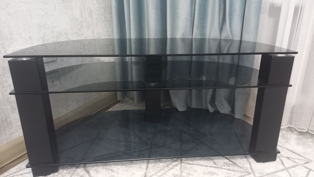 Подставка стеклянная в новом состоянии 10000