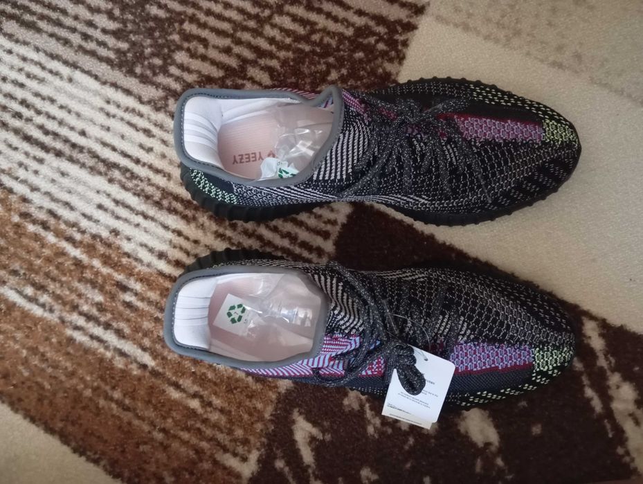 Обувки yeezy 350 boost
