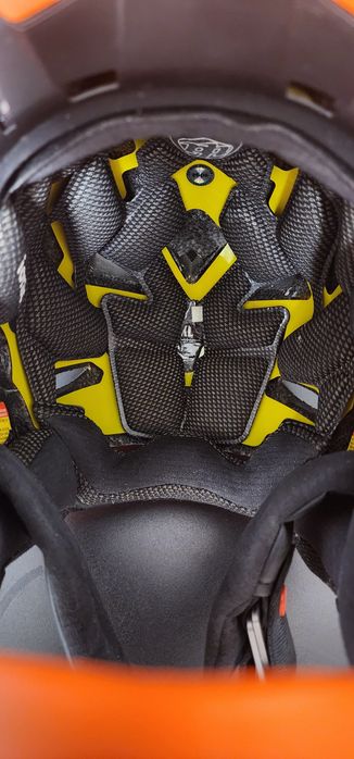 Casca TLD D4 carbon