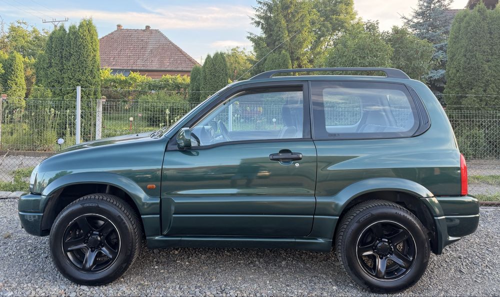 Suzuki Grand Vitara 1.6i 16V  4x4 Mic\Mare 2003